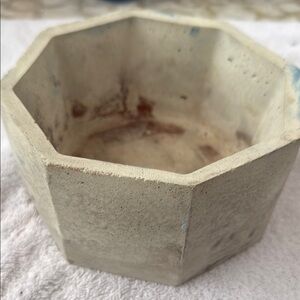 Octagonal Concrete Planter - Gray